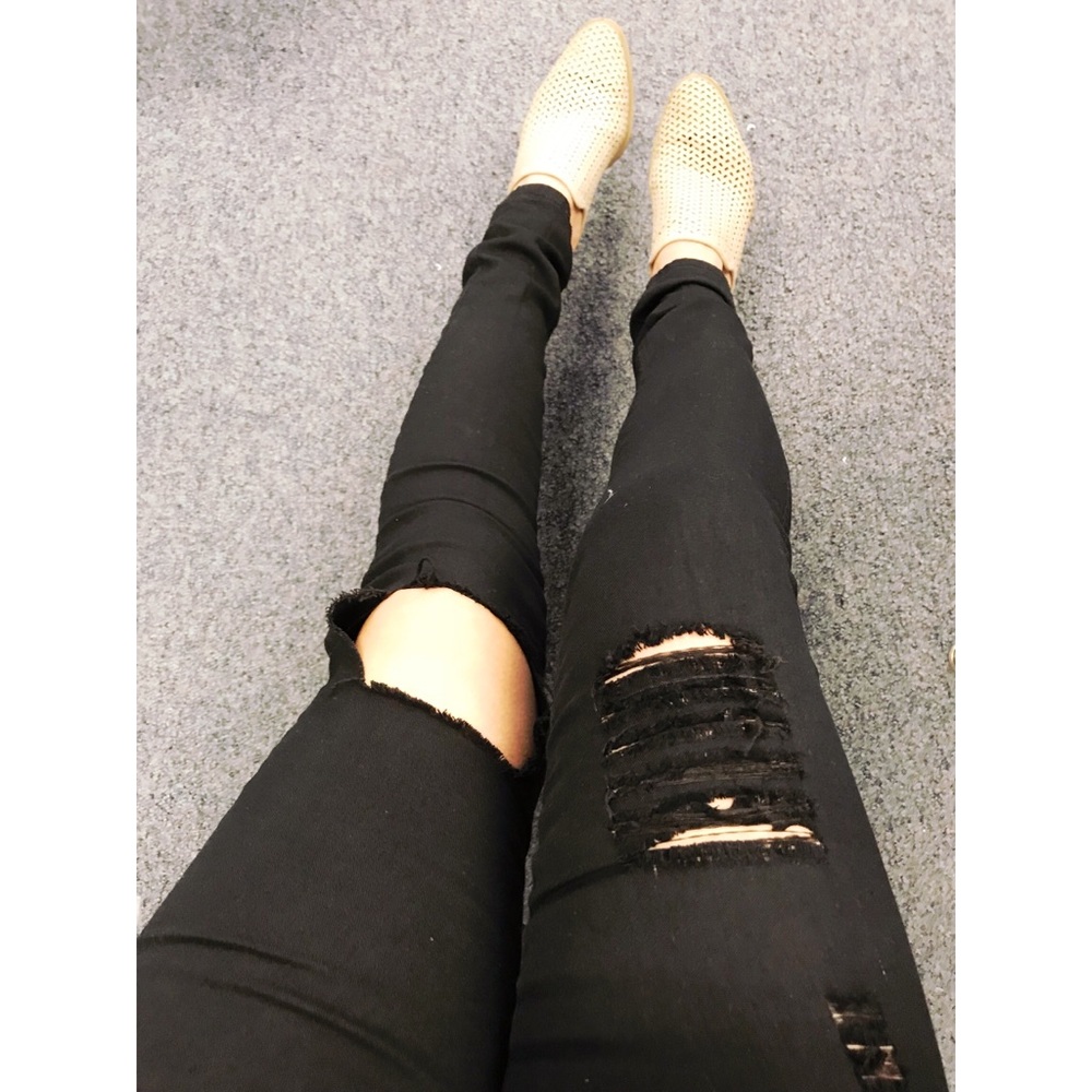 ❗️LAST❗️Black ripped distress jeans - Picture 4 of 6